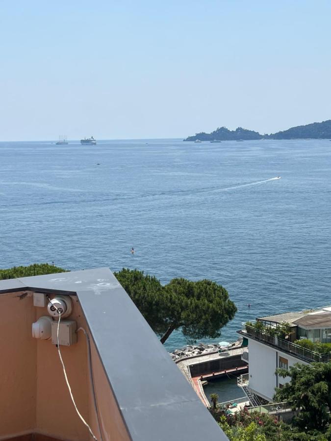 Attico San Faustino 165 Mq Piu 110 Mq Di Terrazza- In Villa 700 ,Vista Mare Strepitosa-100 M Dalla Spiaggia-Parking Esclusivo-Sky,Netflix Rapallo Exterior photo